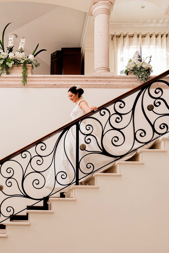 Foto de Boda en San Miguel de Allende y sus alrededores. Fotógrafo de boda Mariano Ramírez foto preboda, fotografía de pareja. Fotos originales de bodas.