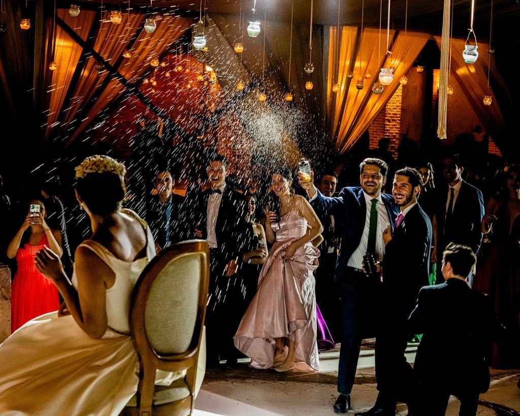 Foto para boda, foto de damas de honor, fotografía de boda original, fotógrafo Querétaro Mariano Ramírez. Foto preboda. Fotógrafo de bodas México.