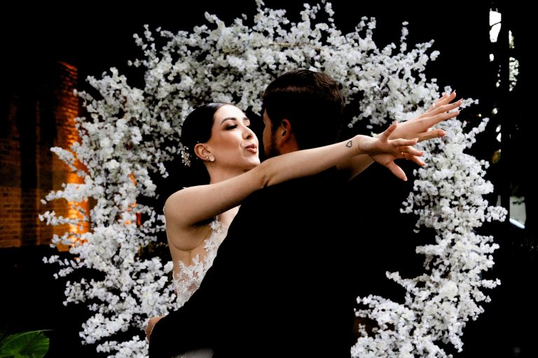 Foto de Boda en San Miguel de Allende y sus alrededores. Fotógrafo de boda Mariano Ramírez foto preboda, fotografía de pareja. Fotos originales de bodas.