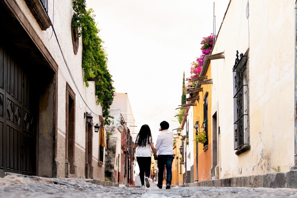 Foto para boda, foto de damas de honor, fotografía de boda original, fotógrafo Querétaro Mariano Ramírez. Foto preboda. Fotógrafo de bodas México.
